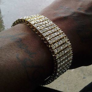 Meet your Posher, Larry